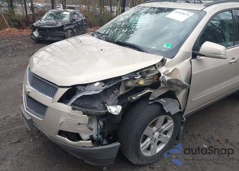 2010 Chevrolet Traverse Lt z USA, uszkodzony, nr VIN 1GNLRFEDXAJ214207